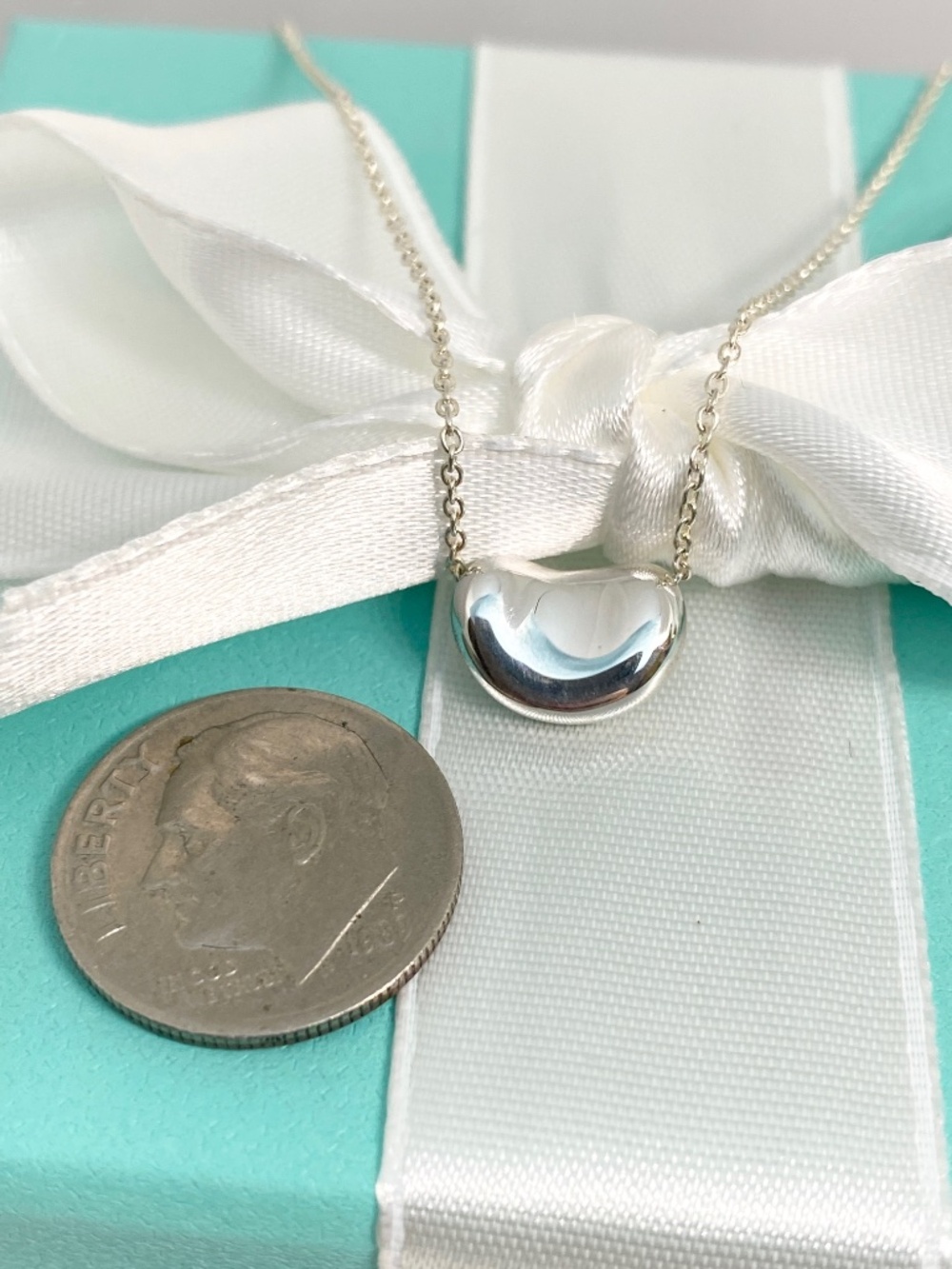 Tiffany & Co. Elsa Peretti Mini Bean Necklace Sterling Silver 17” - Picture 4 of 8